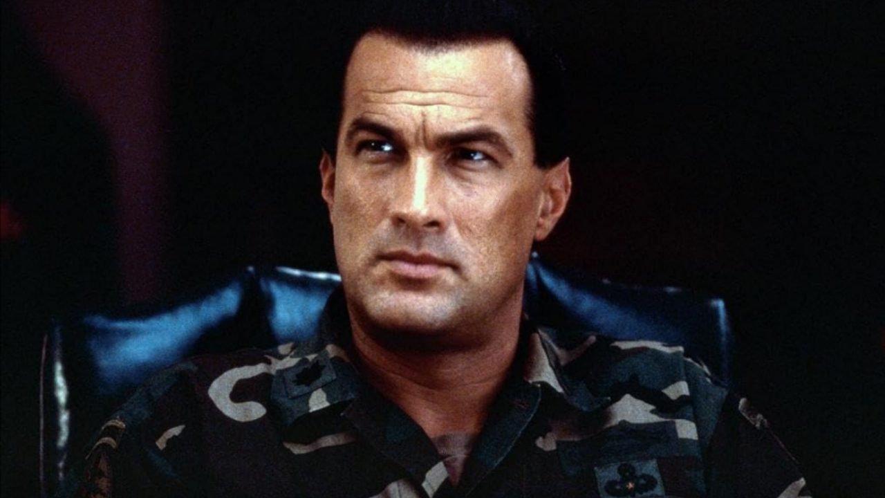 Steven Seagal in Executive Decision (1996).