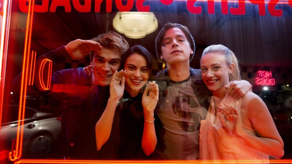 Riverdale cast | Outrun Gaming Cole Sprouse, Lili Reinhart, Camila Mendes, and KJ Apa in Riverdale (2017) | Outrun Gaming