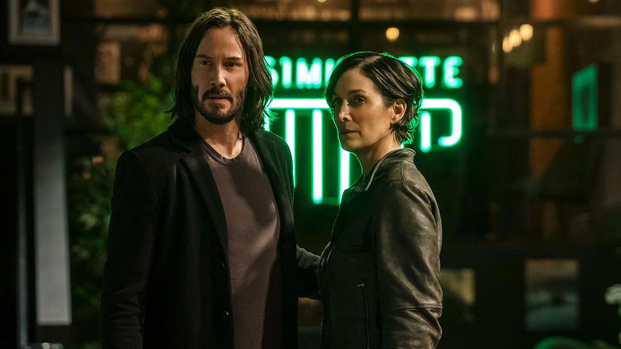 Keanu Reeves and Carrie-Anne Moss in The Matrix Resurrections (2021)