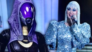 Tali from 'Mass Effect' positioned next to a mirror-clad Katy Perry.