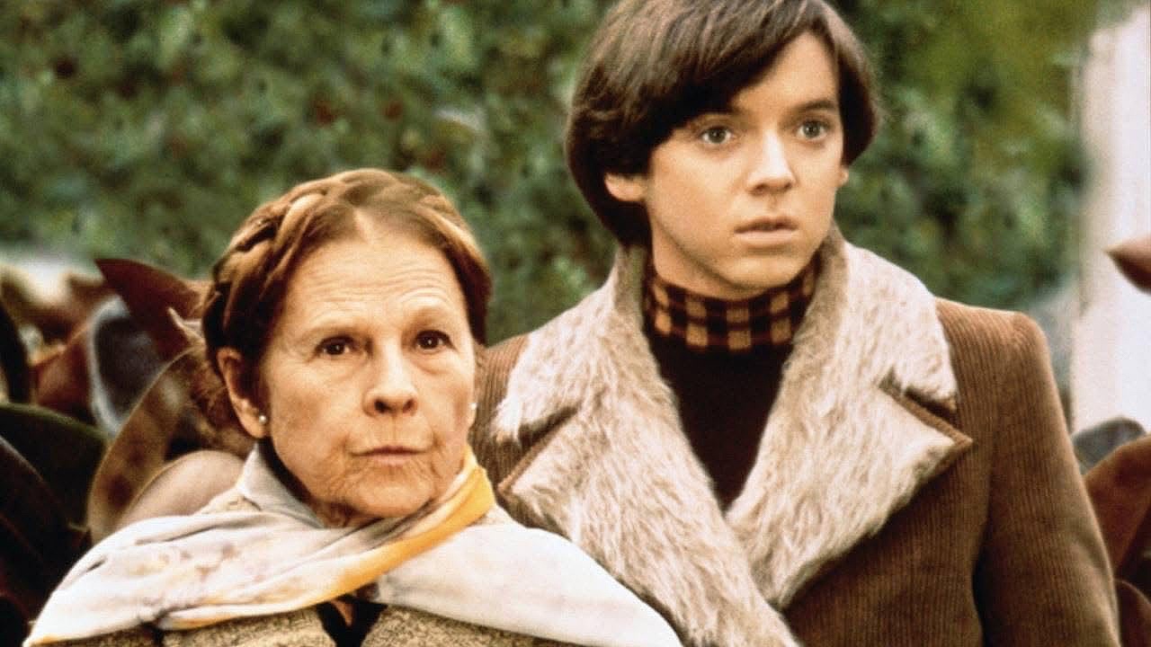 Bud Cort and Ruth Gordon in Harold and Maude (1971)