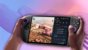 Player holding new Lenovo Legion Go Gen 2.
