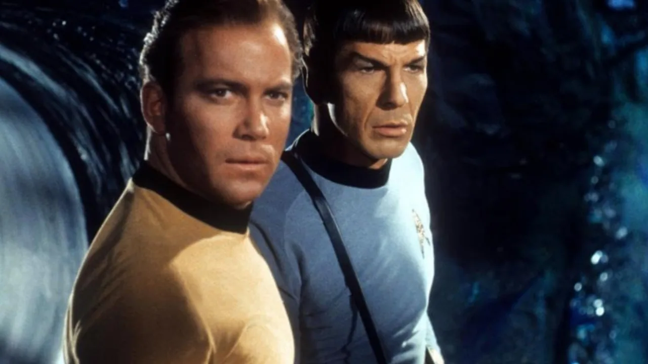 Captain Kirk | Outrun Gaming Captain Kirk and Spock