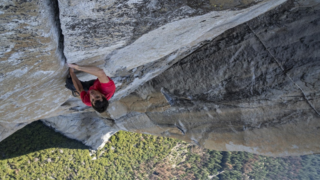 Free Solo | Outrun Gaming