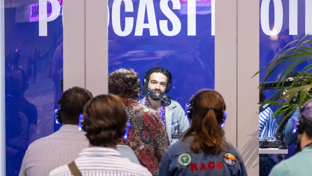 Jacob Geller for MinnMax @ GDC 2026 (© GDC; CC BY 4.0/Wiki Commons) | Outrun Gaming Jacob Geller for MinnMax @ GDC 2026 (© GDC; CC BY 4.0/Wiki Commons) | Outrun Gaming