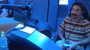 Jacob Geller in MinnMax "PAX 2026 Travelogue" on YouTube (© MinnMax)
